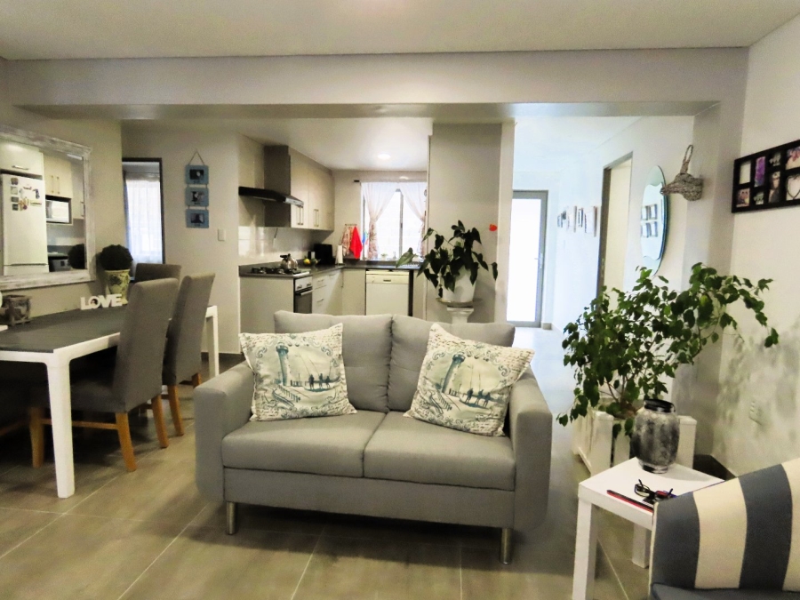 3 Bedroom Property for Sale in Island View Western Cape